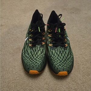 Nike Green and Black Athletic Shoes with Mesh Upper